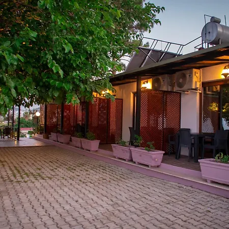 The Sandhill Restaurant * Κεμέρ