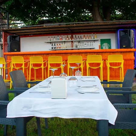 The Sandhill Restaurant * Κεμέρ