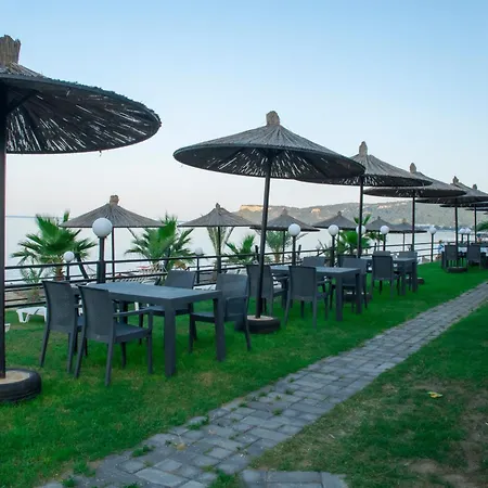 The Sandhill Restaurant Apartmán Kemer